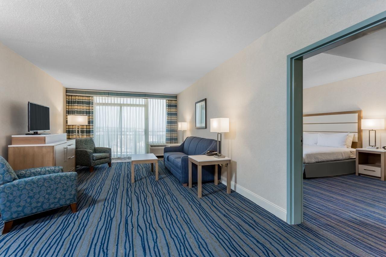 Wyndham Virginia Oceanfront Virginia Beach
